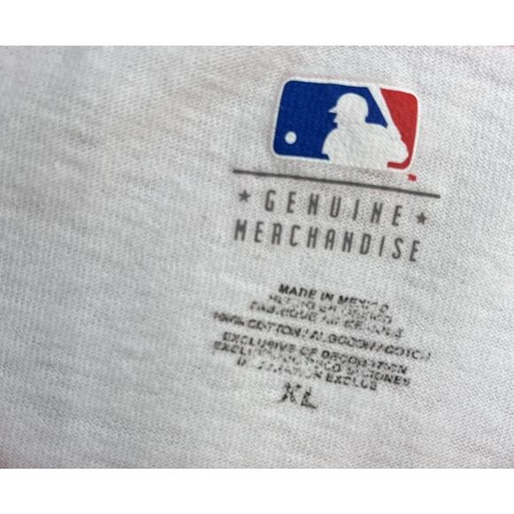 Genuine Merchandise St. Louis Cardinals Red and White T- Shirt Size XL 2009 - Picture 8 of 8